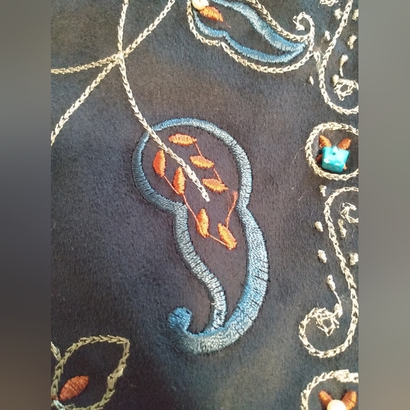 White Stag Womens Size 18.5X22 Inch Velvet Vest Embroidered Lined Blue/Red - Picture 15 of 16